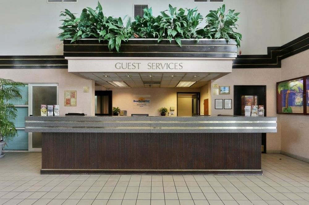 The Beachcomber St. Pete Beach Resort & Hotel Εξωτερικό φωτογραφία